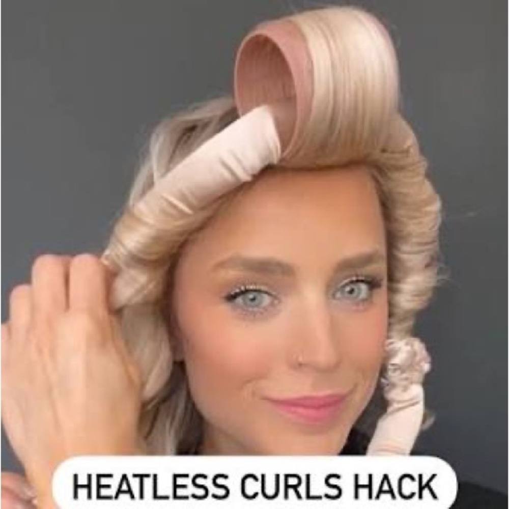 Satin overnight heatless curls set : includes 1 rod and 2 Sephora scrunchies - Picture 8 of 9